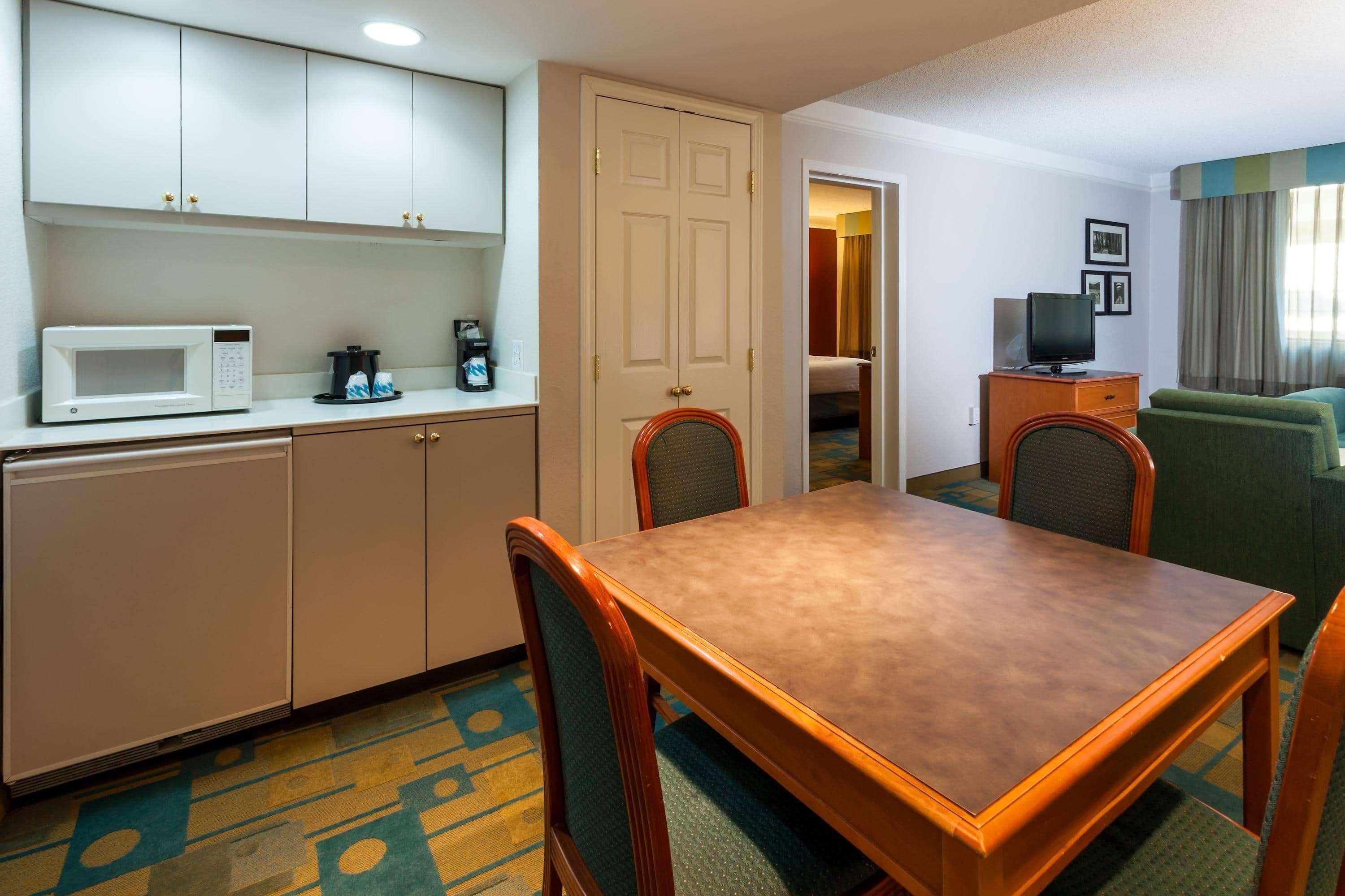 La Quinta By Wyndham Seattle Sea-Tac Airport Hotel SeaTac Bagian luar foto