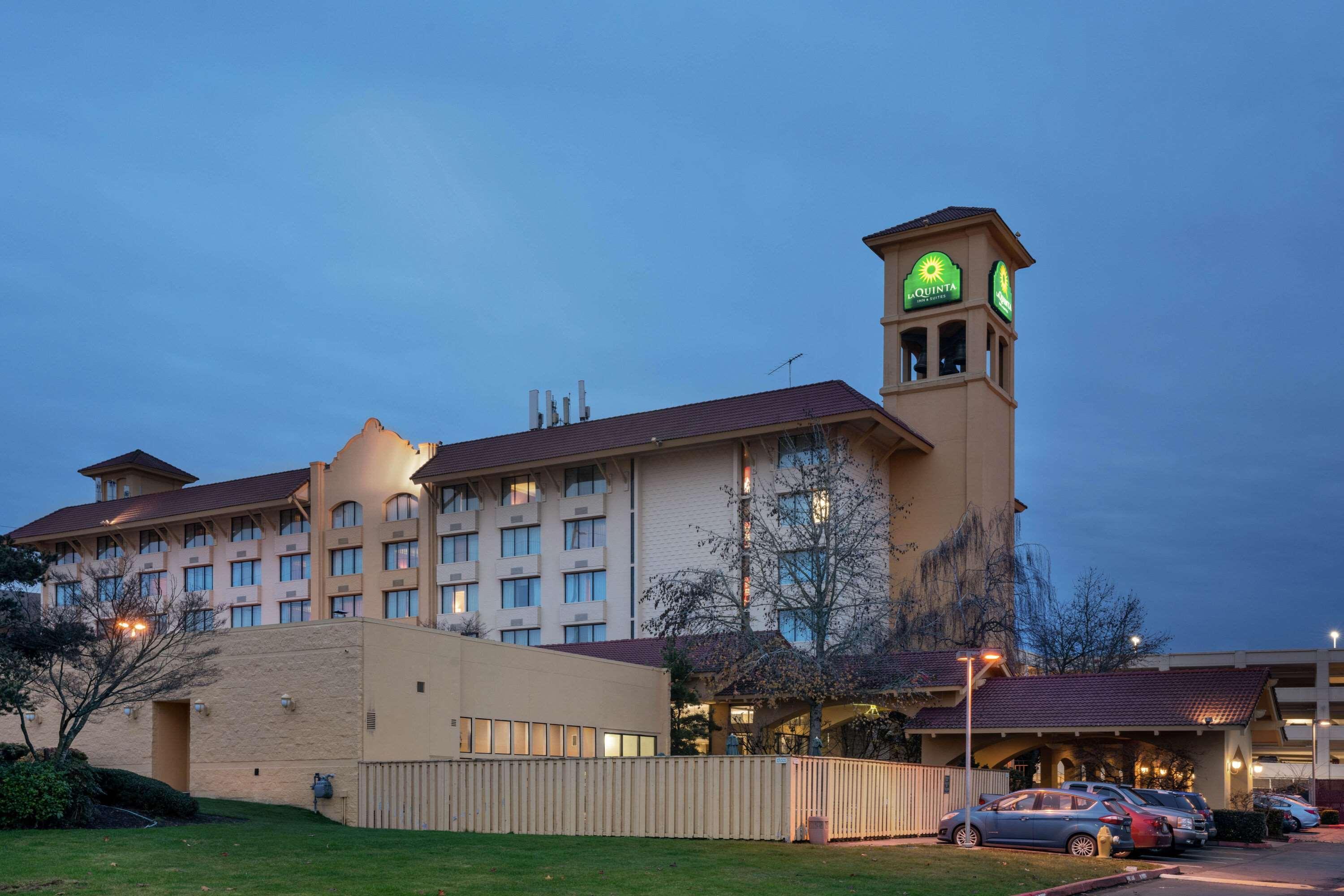 La Quinta By Wyndham Seattle Sea-Tac Airport Hotel SeaTac Bagian luar foto