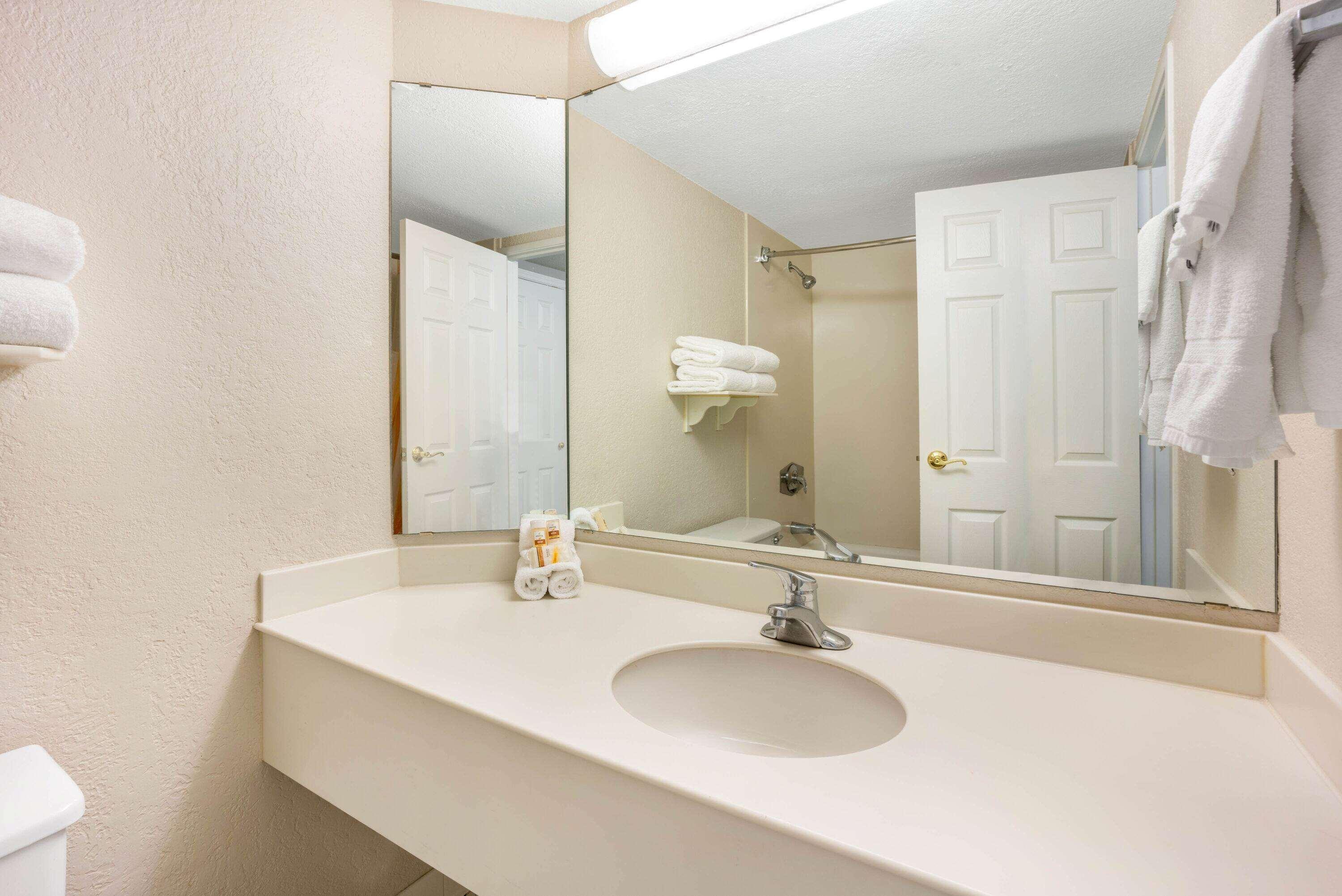 La Quinta By Wyndham Seattle Sea-Tac Airport Hotel SeaTac Bagian luar foto