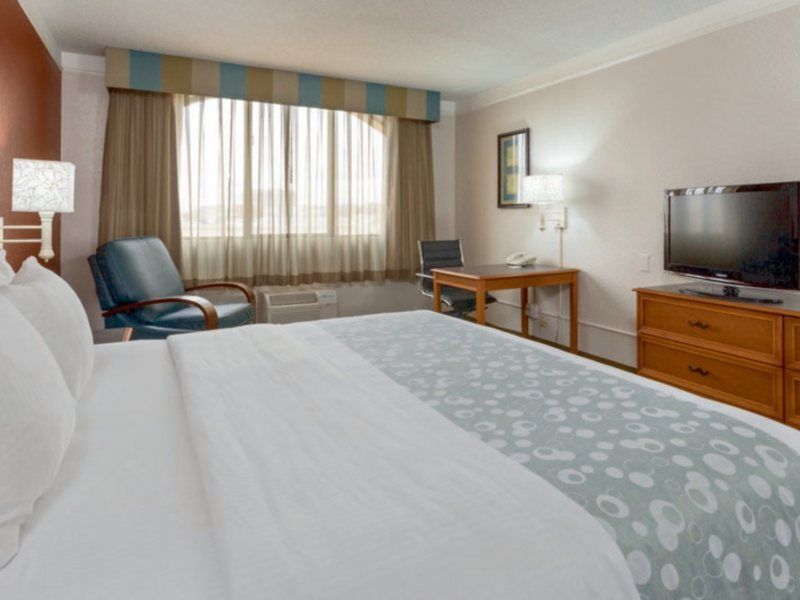 La Quinta By Wyndham Seattle Sea-Tac Airport Hotel SeaTac Bagian luar foto